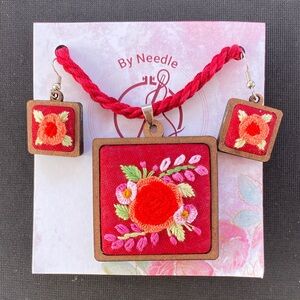 Embroidered Floral Jewelry Set - Red and Pink